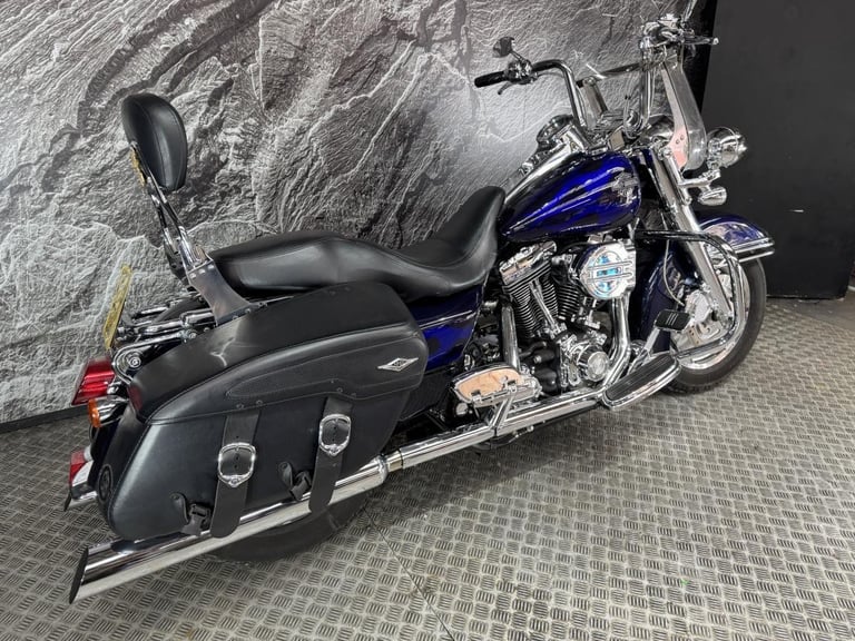 HARLEY DAVIDSON ROAD KING CUSTOM FLHRSI ROAD KING CUSTOM ROADKING 1450 2005