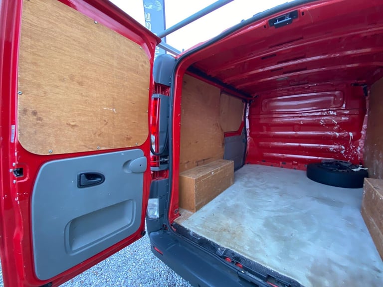 2007 Nissan Primastar 2.0 dCi 2700 SE L1 H1 4dr PANEL VAN Diesel Manual