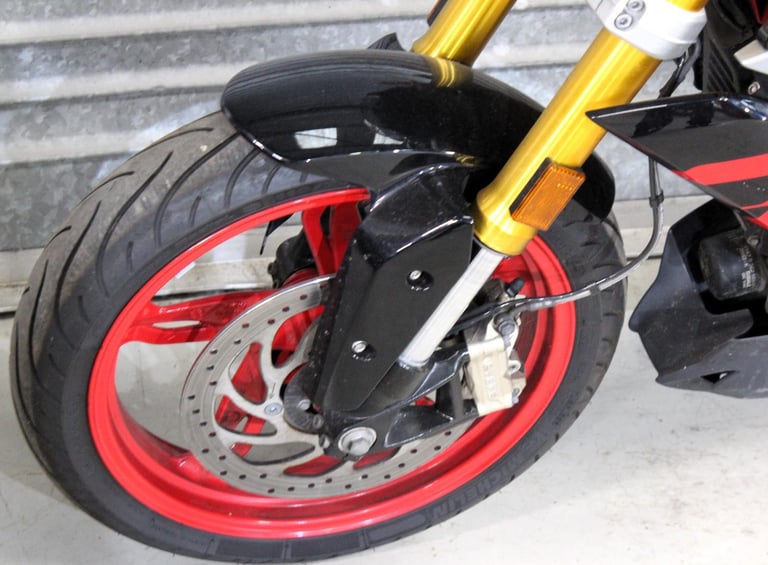 2024 74 BMW G 310 R ABS G310R TRADE SALE 5K NEWMOT ENDURO A2 COMPLIANT RED BLACK