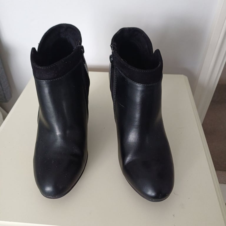 Black Wallis Ankle Boots - Size 6