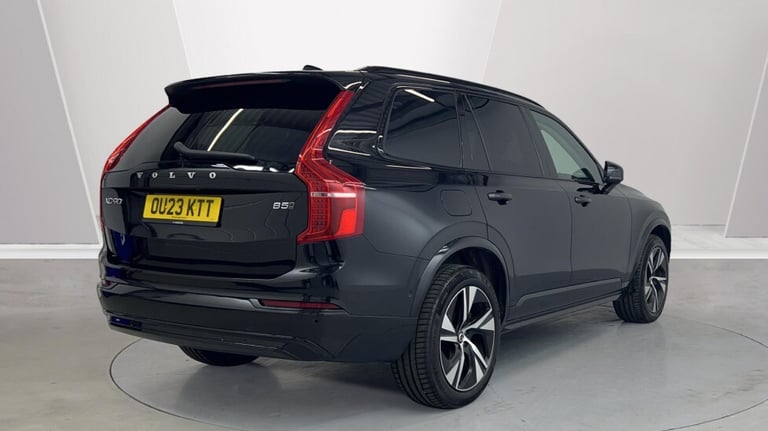 2023 Volvo XC90 Plus, B5 AWD mild hybrid, Diesel, Dark, 7 Seats (Panoramic Sunroof, BLIS) Estate ...