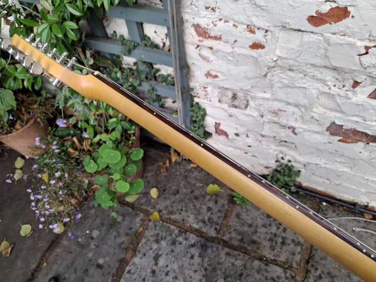 JHS Vintage Advance AV6 Laguna Blue Electric Guitar. New/old stock. Unplayed.