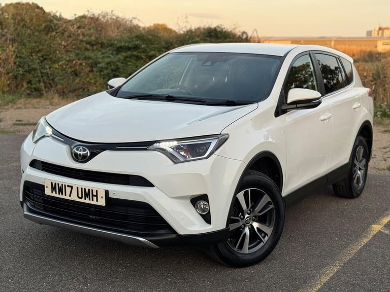 2017 Toyota RAV4 2.0 D-4D Business Edition Plus Euro 6 (s/s) 5dr (Safety Sense, Nav) ESTATE Diese...