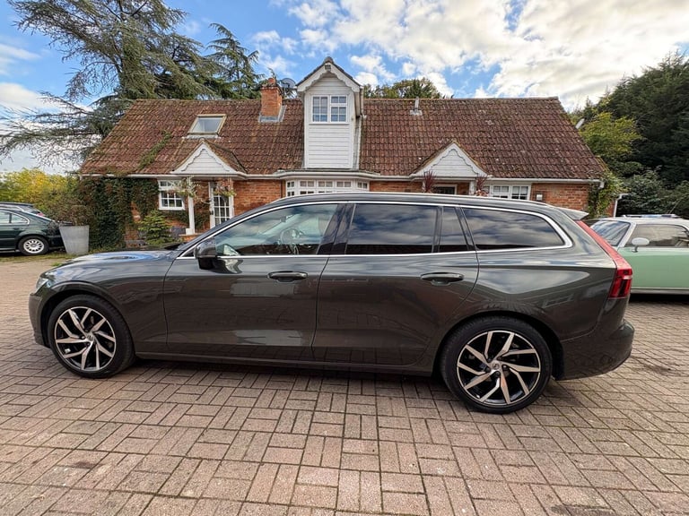 2018 Volvo V60 2.0 V60 Momentum Pro D3 Auto 5dr Estate Diesel Automatic