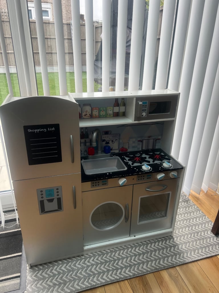 Toy kitxhen