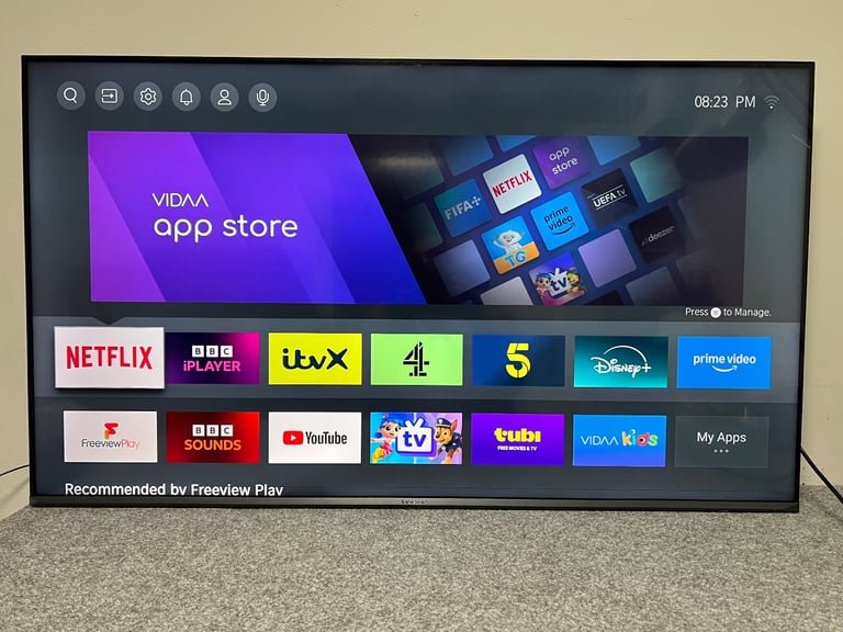 50” Hisense Smart TV READ DESCRIPTION 4K Ultra HD slime line 4K YouTube Netflix WiFi 