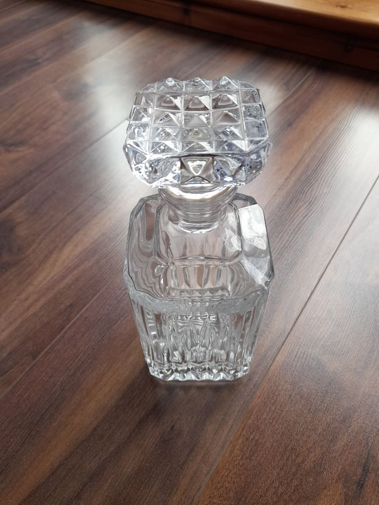 Cut glass Decanter