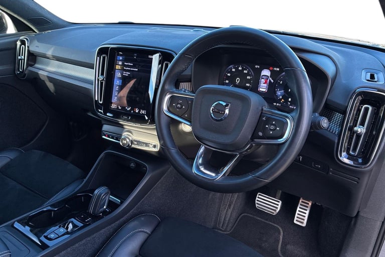 2021 Volvo XC40 92673 Estate Petrol Automatic