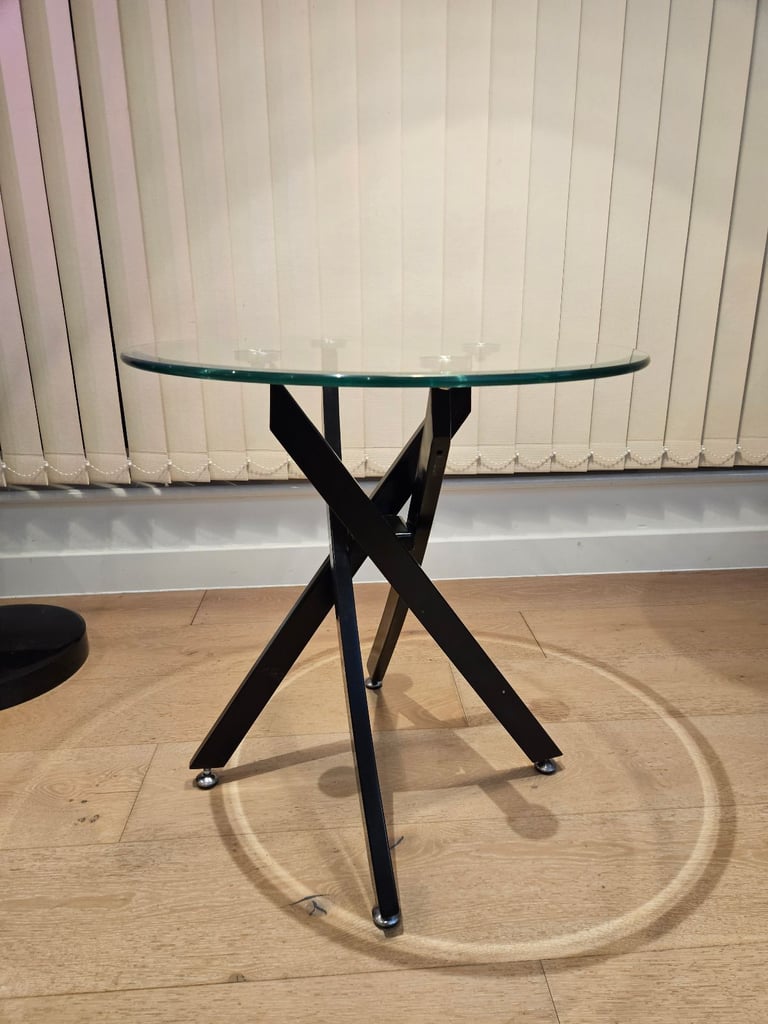 Novara Round Tempered Glass Side Coffee Table, RRP 90£
