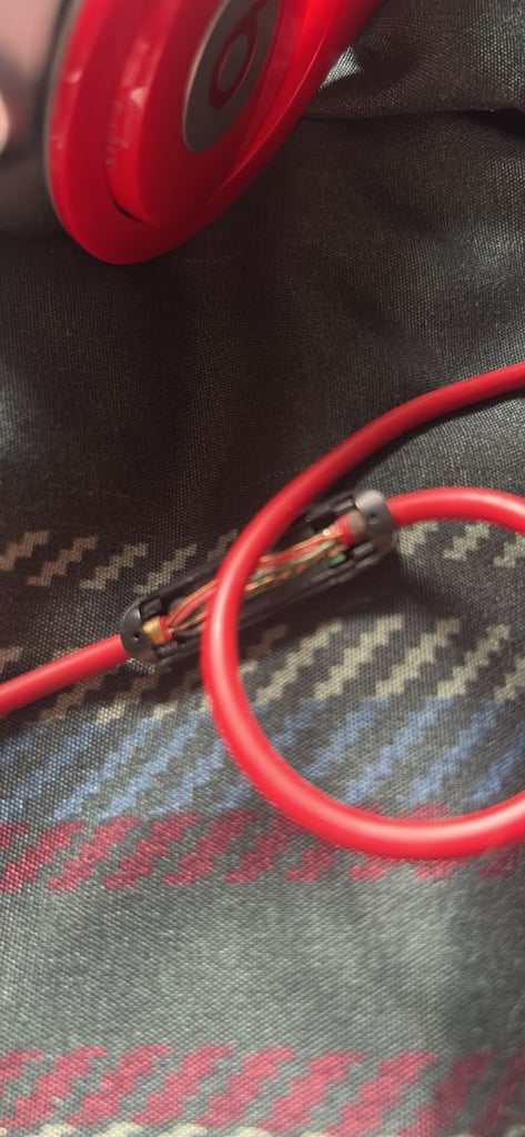 Old school classic red beats 