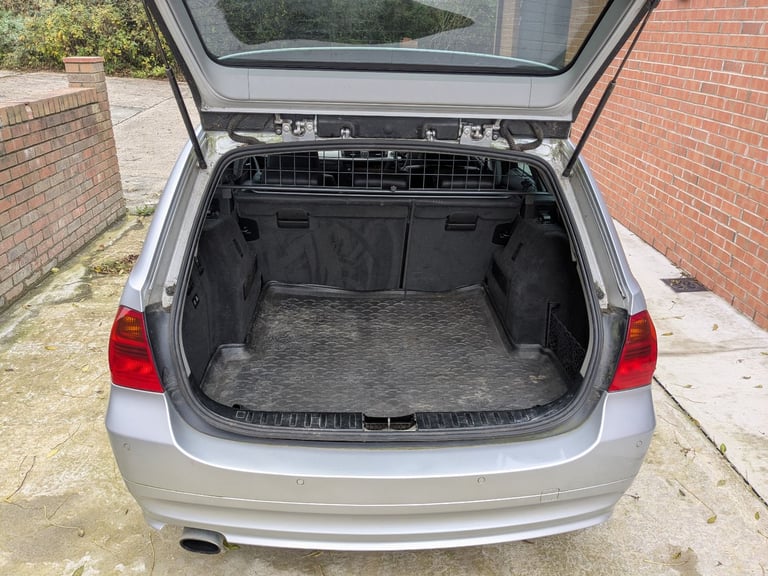 BMW, 3 SERIES, Estate, 2007, Manual, Diesel 1995 (cc), 5 doors