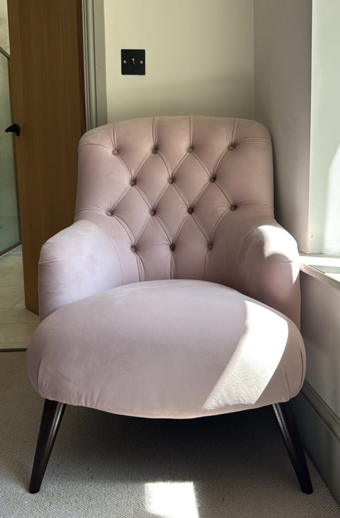 Pink velvet armchair 