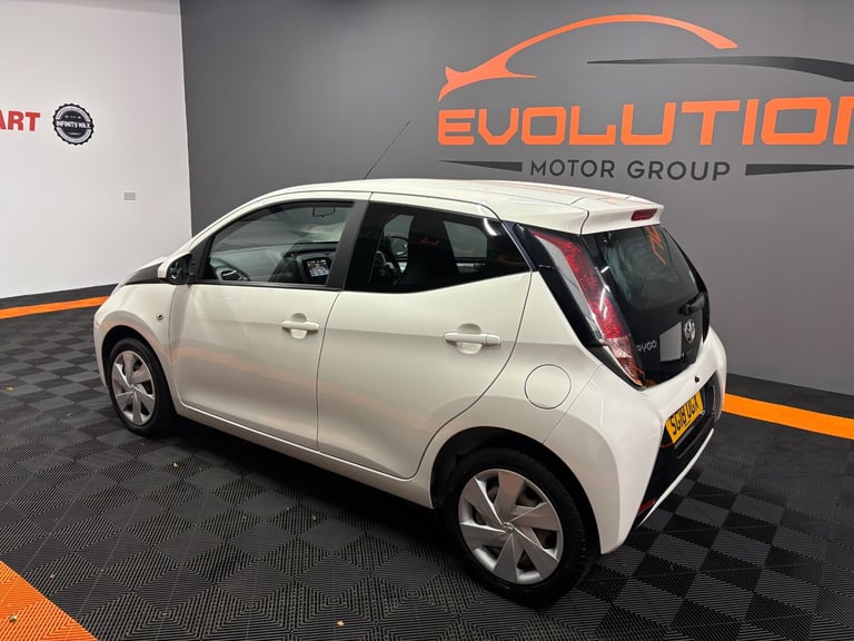 2018 Toyota AYGO 1.0 VVT-i X-Play 5dr HATCHBACK Petrol Manual
