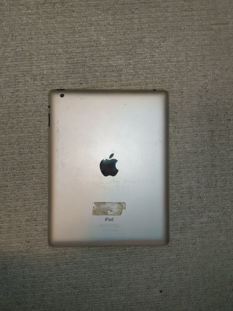 2 iPads generation 2&3 (LOCKED)