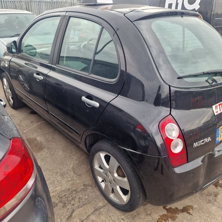 Breaking spare parts nissan micra 2010
