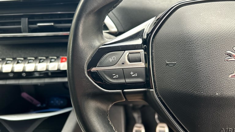 2022 Peugeot 3008 1.2 PureTech Allure Premium + SUV 5dr Petrol Manual Euro 6 (s/s) (130 ps) SUV P...