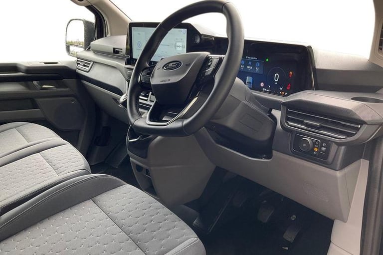 2025 Ford Transit Custom 280 Limited L2 LWB FWD 2.0 EcoBlue 136ps Low Roof, CRUISE CONTROL, AIR C...