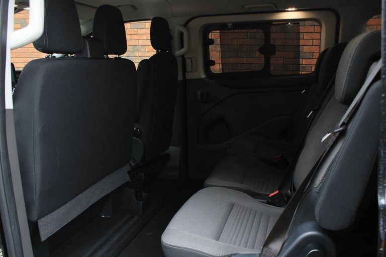 2021 Ford Tourneo Custom 2.0 320 EcoBlue Titanium Auto L1 Euro 6 (s/s) 5dr MPV Diesel Automatic