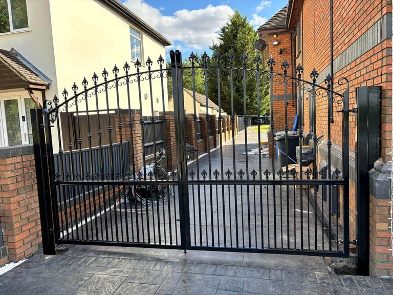 Stairs, Structural Steel & Driveway Swing Gates in London