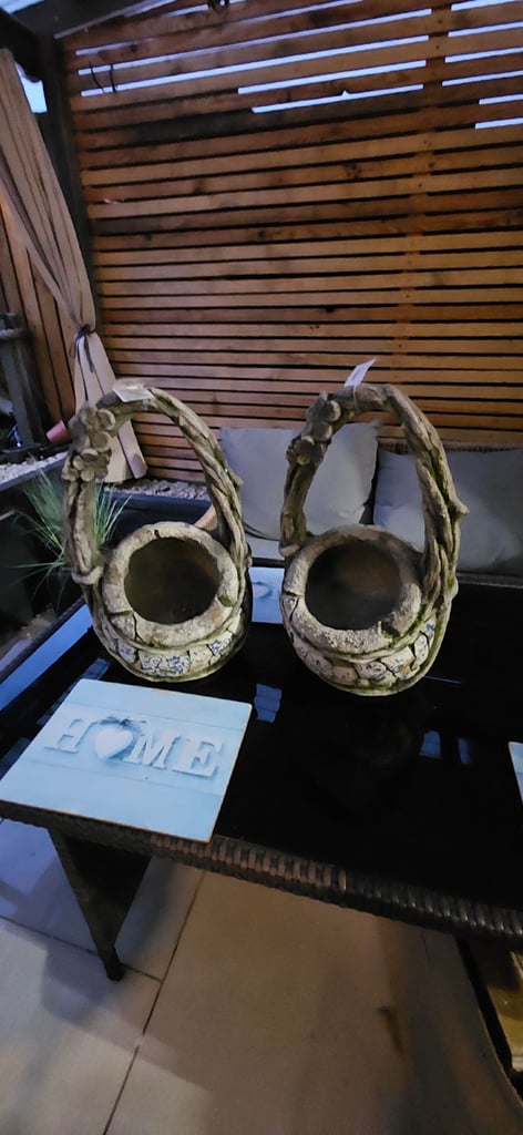 image for two large garden pots