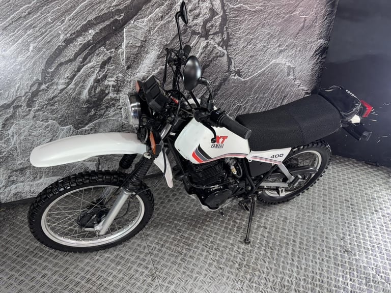 YAMAHA XT400 XT 400 1984