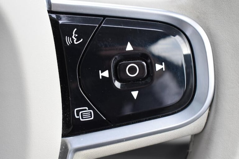 2021 Volvo XC90 2.0 B5 Mhev Inscription Suv 5dr Diesel Auto 4wd Euro 6 (s/s) (235 Ps) ESTATE Dies...