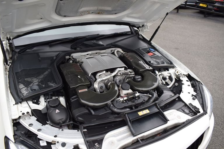 2017 66 MERCEDES-BENZ C-CLASS 4.0 C63 V8 BITURBO AMG (PREMIUM) ESTATE 5DR PETROL