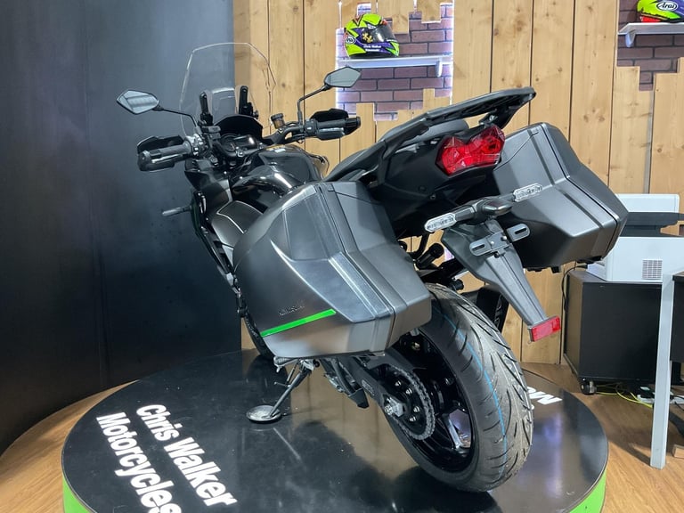 Kawasaki Versys 1100 2025 Brand New! Last 1! FREE TOURING KIT! FREE UK DELIVERY!