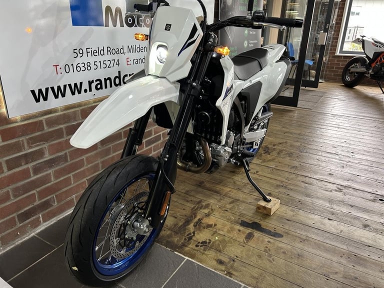 Suzuki DRZ Supermoto DR-Z400SMRLM5