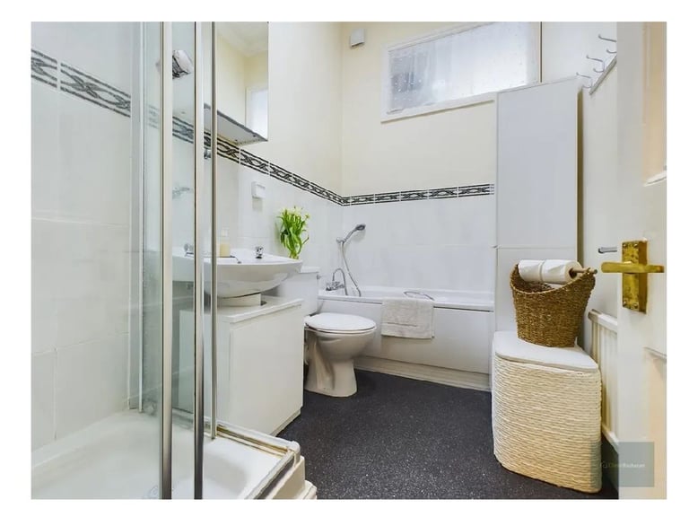 1 huge lovely one bedroom for rent: NO CORPORATE INQUIRY.