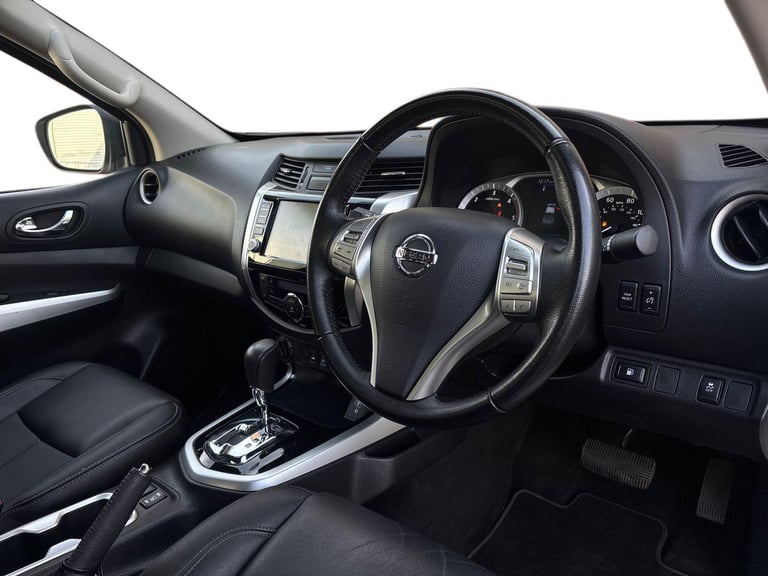 2021 Nissan Navara Double Cab Pick Up N-Guard 2.3dCi 190 TT 4WD Auto PICK UP DIESEL Automatic