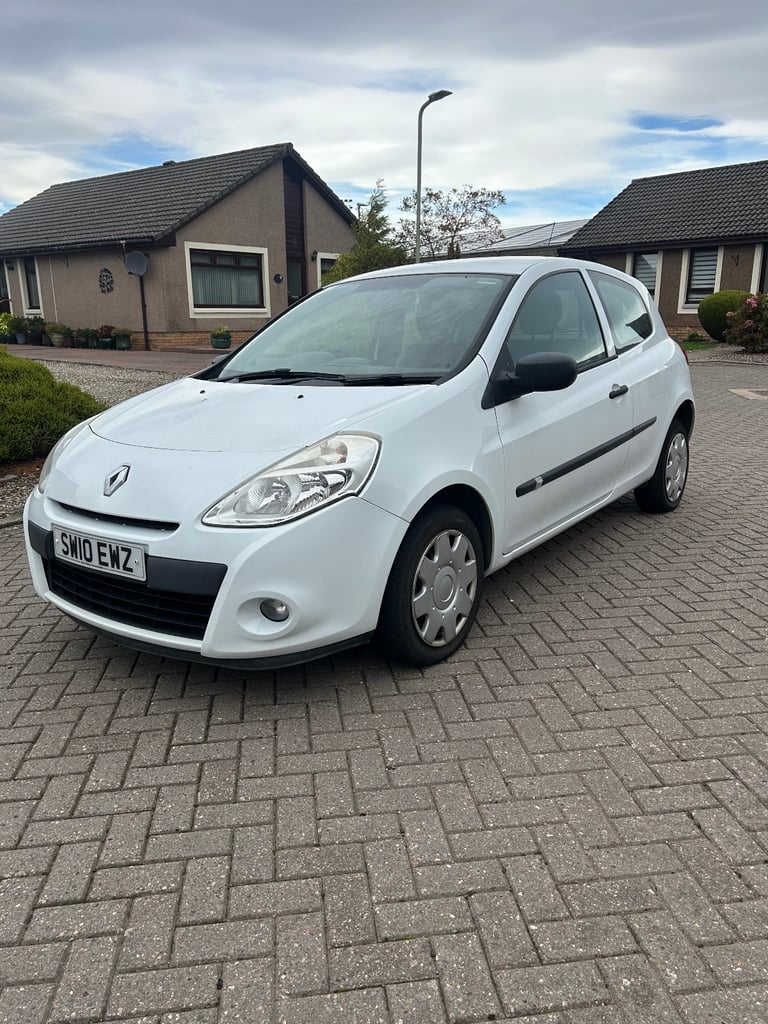 Cheap 2010 RENAULT CLIO EXTREME for sale in Forfar, Angus