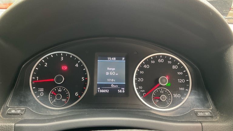 2013 Volkswagen Tiguan 2013 2.0 TDi BlueMotion Tech SE 5dr 4X4  DSG AUTO BLACK SERVICE HISTORY ES...