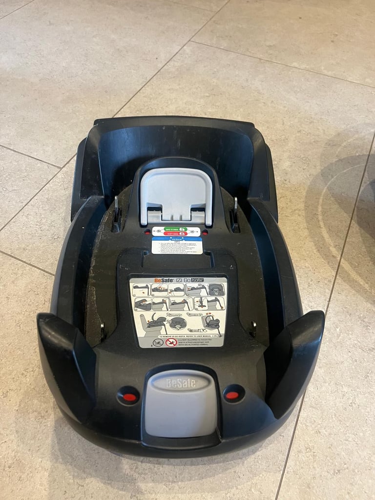 Stokke be safe complete with stokke be safe isofix base