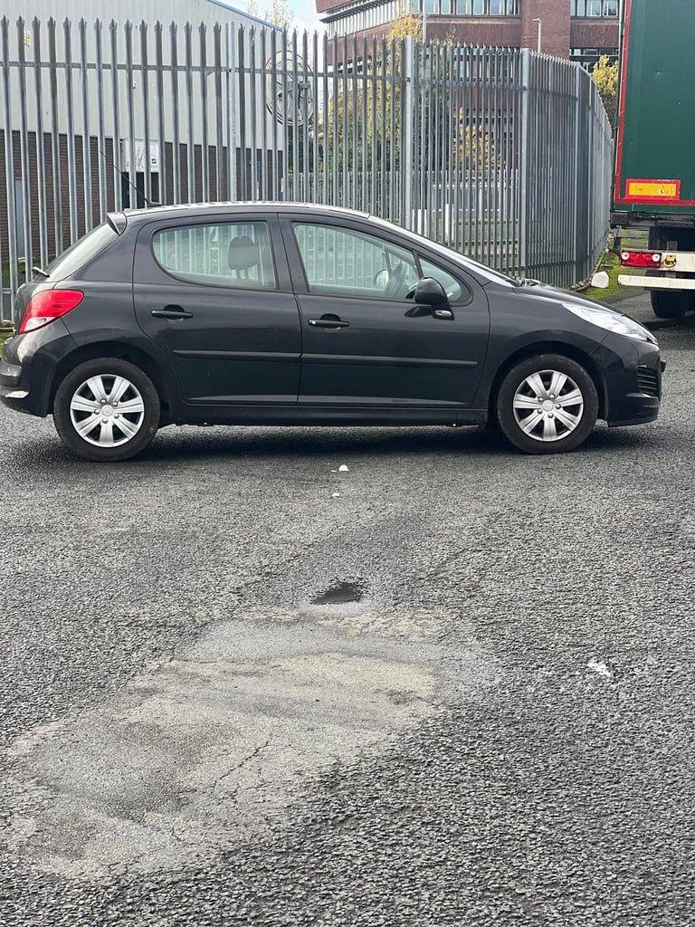 Peugeot, 207, Hatchback, 2009, Manual, 1398 (cc), 5 doors
