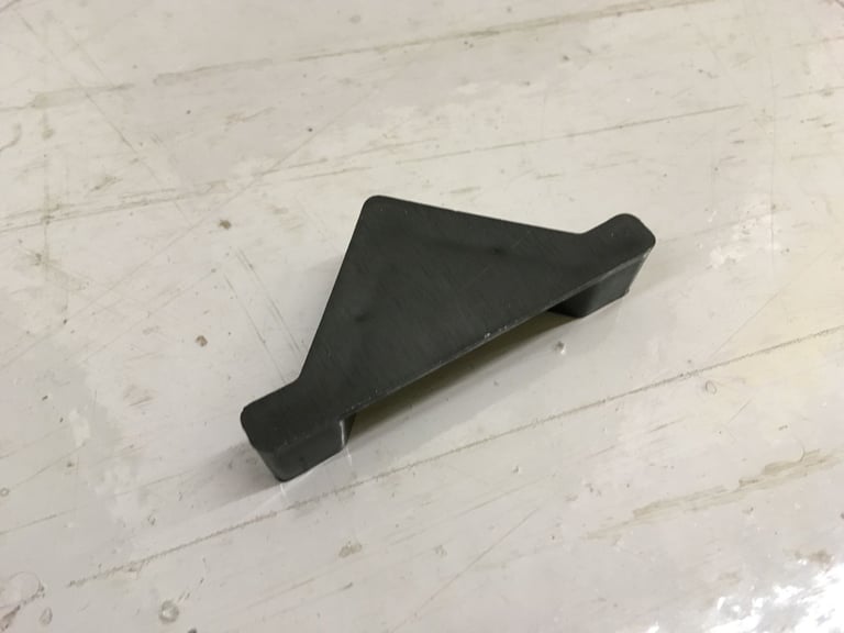 Garage racking/shelving feet