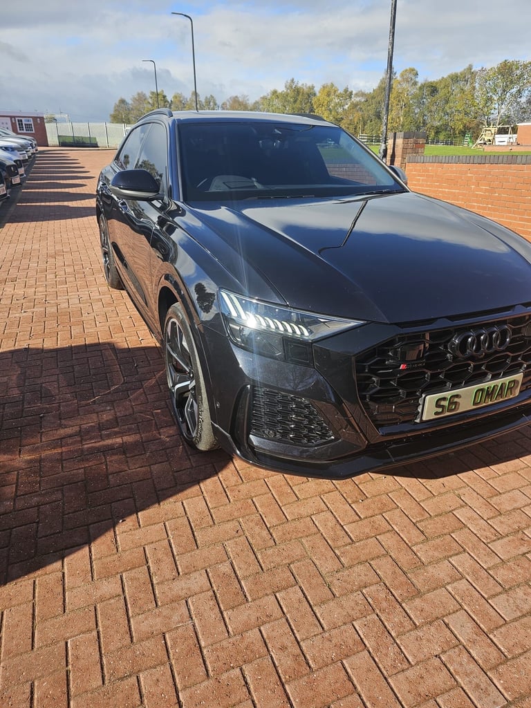 AUDI RSQ8 TFSI QUATTRO VORSPRUNG 