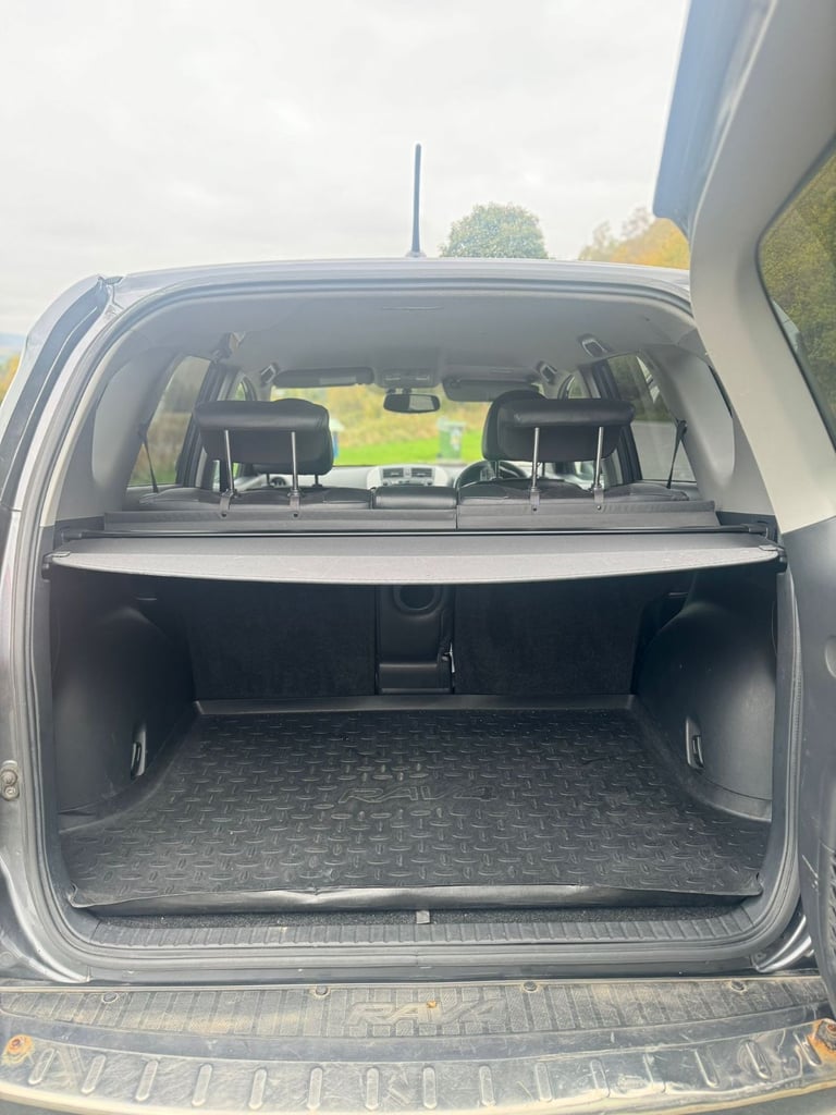 Toyota, RAV 4, Estate, 2011, Manual, 2231 (cc), 5 doors