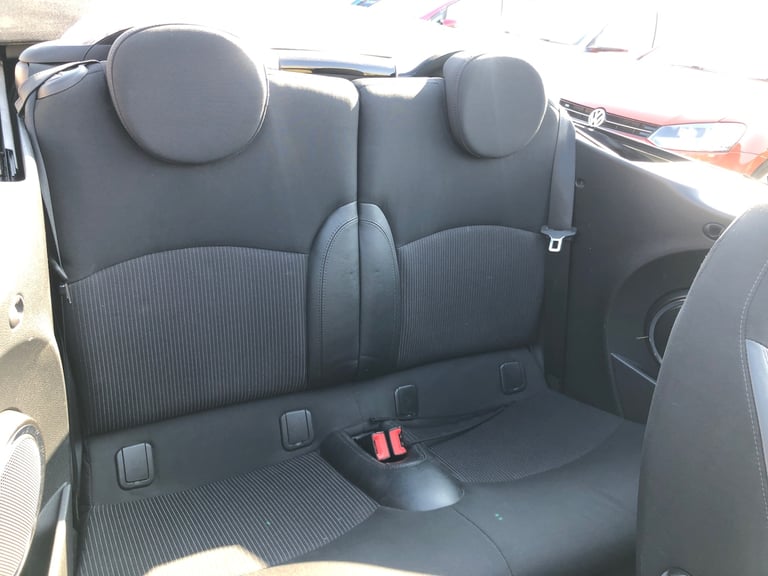 2011 MINI Convertible 1.6 Cooper [122] 2dr CONVERTIBLE Petrol Manual