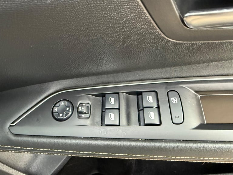 2020 Peugeot 3008 1.6 Hybrid4 300 GT 5dr e-EAT8 HATCHBACK PETROL/ELECTRIC Automatic