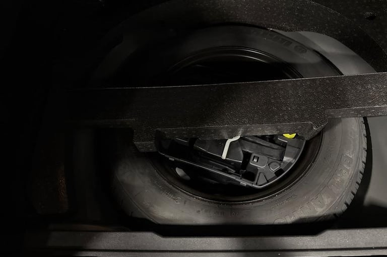 2018 Peugeot 2008 1.2 PureTech Allure Premium 5dr [Start Stop] HATCHBACK PETROL Manual