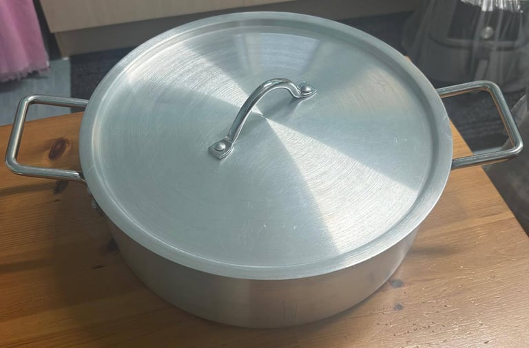 Kitchen Cooking Pan  Used For Cookware   33CM 
