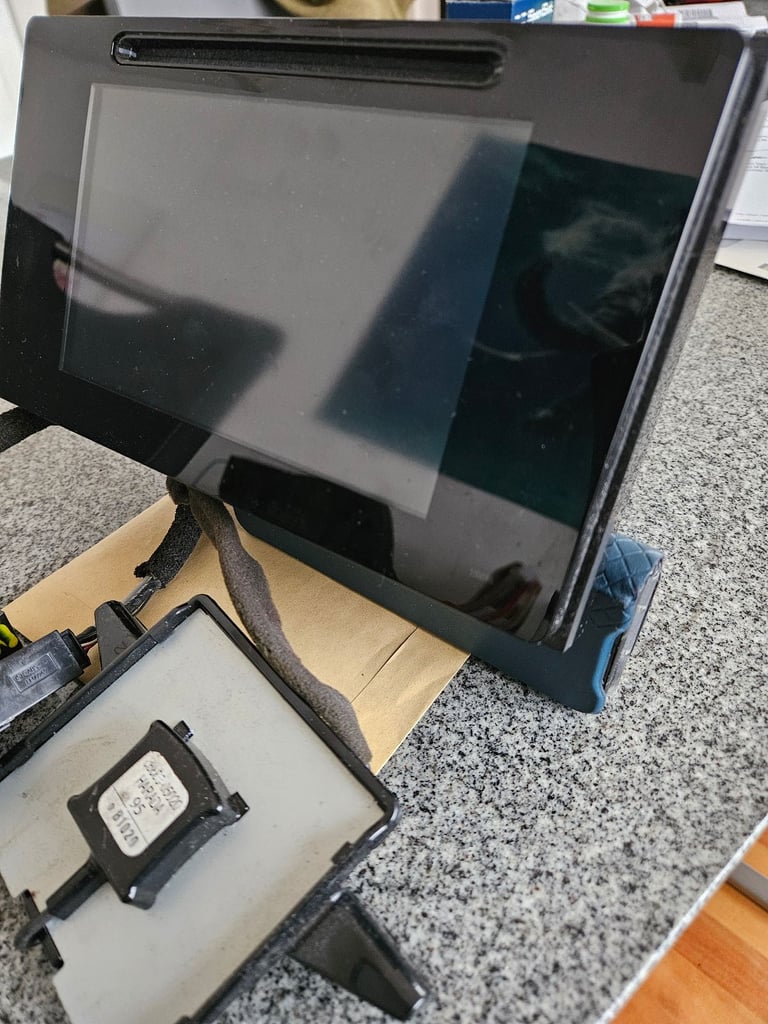 image for Toyota Touch2  Multimedia Navigation Unit with accessories with go2