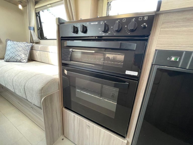 Elddis Majestic 120 2 Berth 2 Belt End lounge motorhome 3500kg