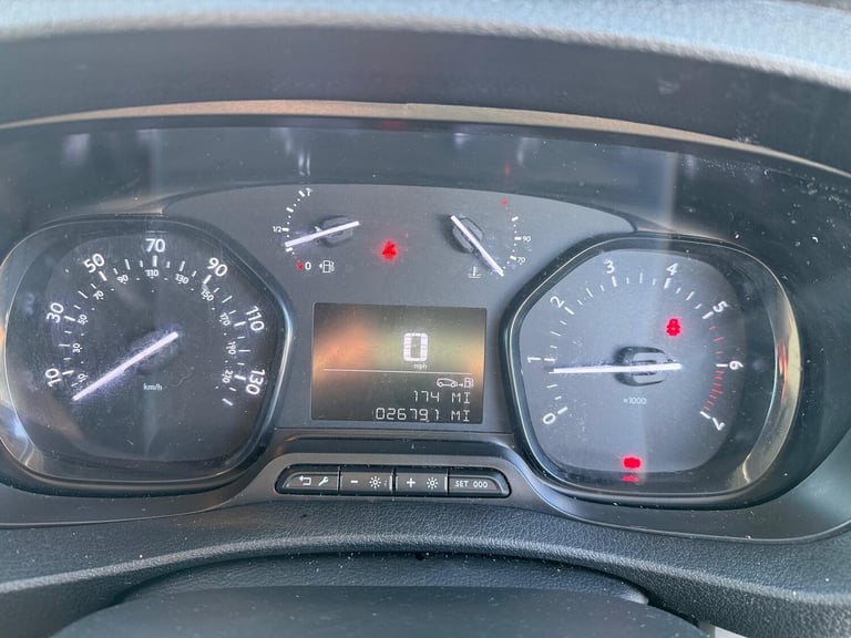 PEUGEOT EXPERT 1.5 BlueHDi 1000 Professional Premium + 2023