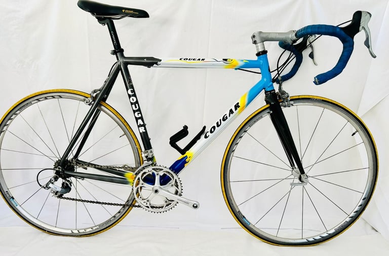 image for Un CUGAR Belgian 🇧🇪 Champion size 56 cm Full  Shimano 105 Groupset 