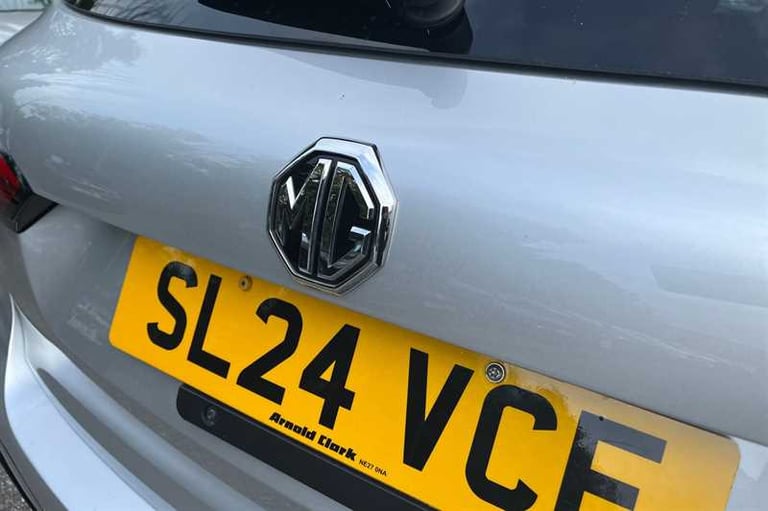2024 MG MG HS 1.5 T-GDI TROPHY 5DR Hatchback Petrol Manual