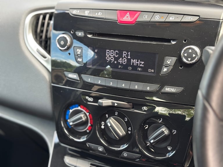 2013 Chrysler Ypsilon 1.2 SE Black Only 49,000 Miles 5 Door Manual Petrol ULEZ
