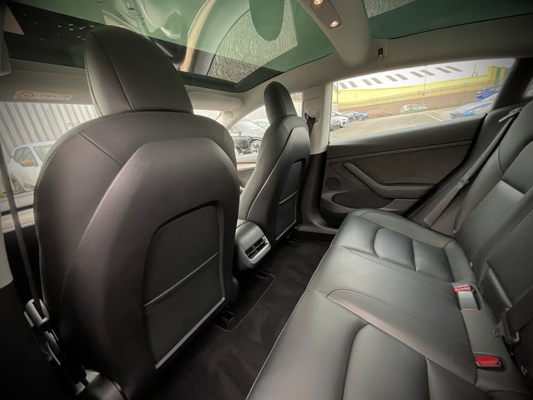 2022 Tesla Model 3 Performance AWD 4dr [Performance Upgrade] Auto SALOON ELECTRIC Automatic