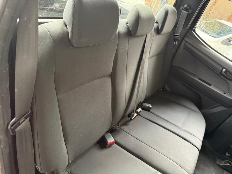 ISUZU D-MAX ISUZU 2.5 TD MANUAL MONSTER 5 2014